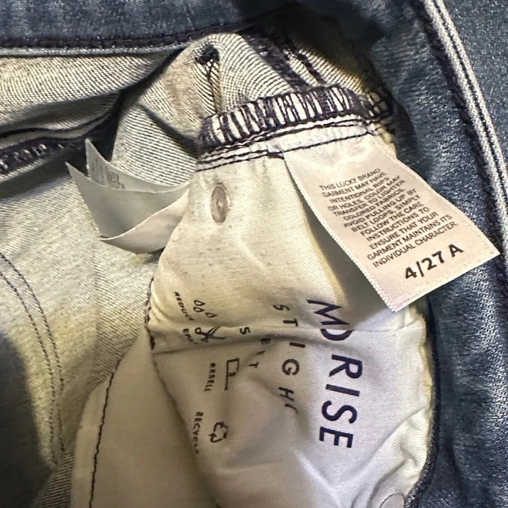 A87.  Lucky Brand Blue Straight Leg Jeans